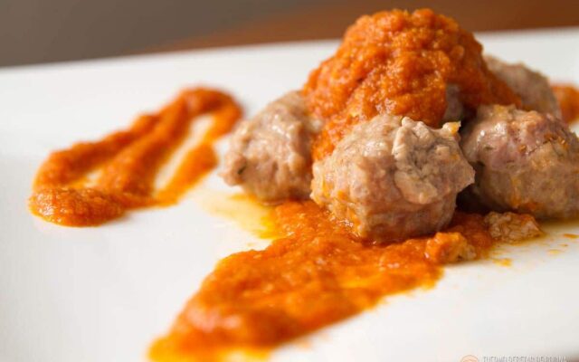 Albóndigas en salsa de tomate