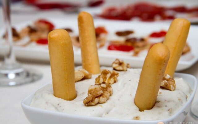 Paté de quesos y nueces